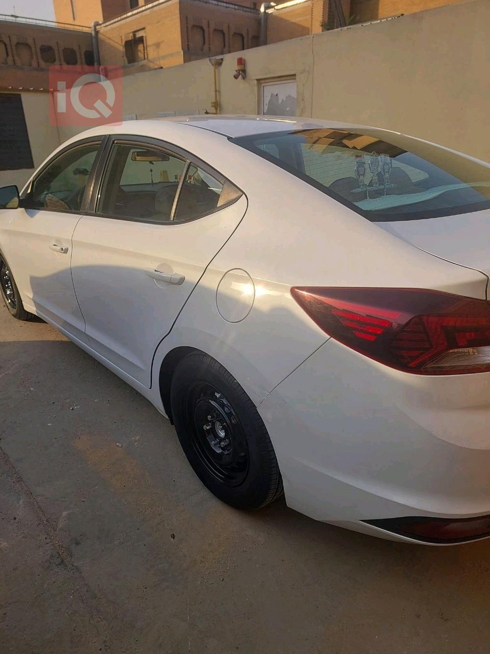 هيونداي النترا